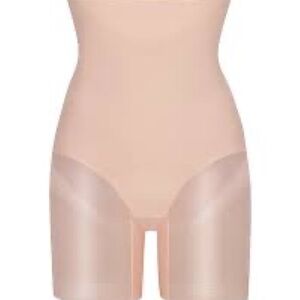 Honeylove SuperPower Short in Rose Tan